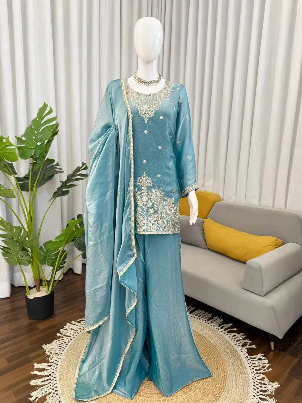 Women's Fendy Silk Thread & Sequence Work Kurti Palazzo Set FZ-PR-49